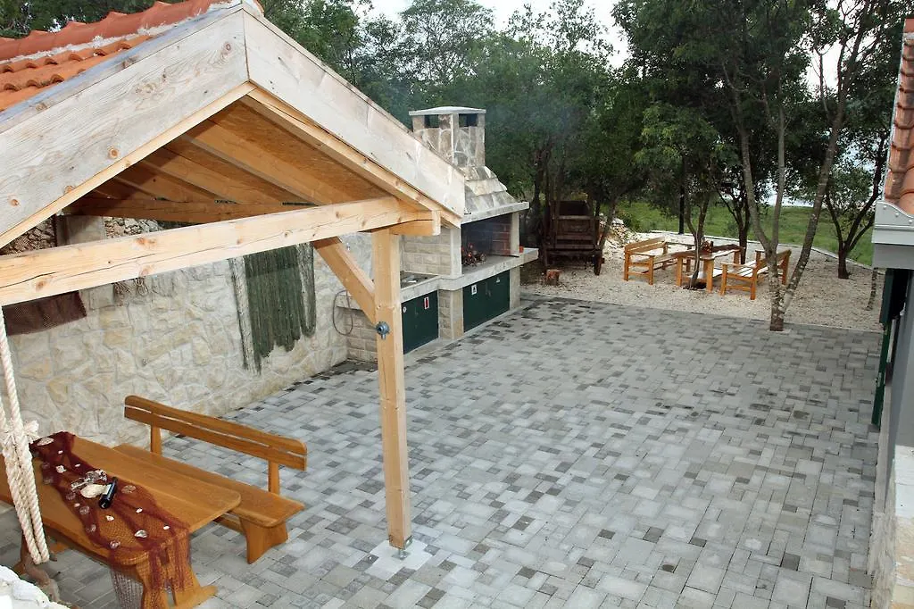 Holiday Batarelo Trogir Vakantiehuis